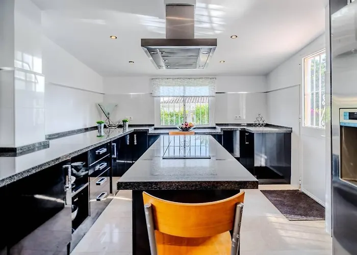 Cozy In Marbella-estepona Villa *