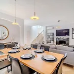 Cozy In Marbella-estepona 빌라 *