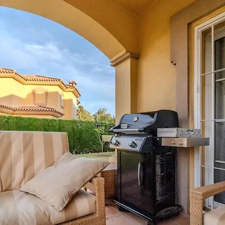 Cozy In Marbella-estepona