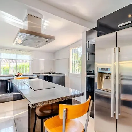 Cozy In Marbella-estepona Villa