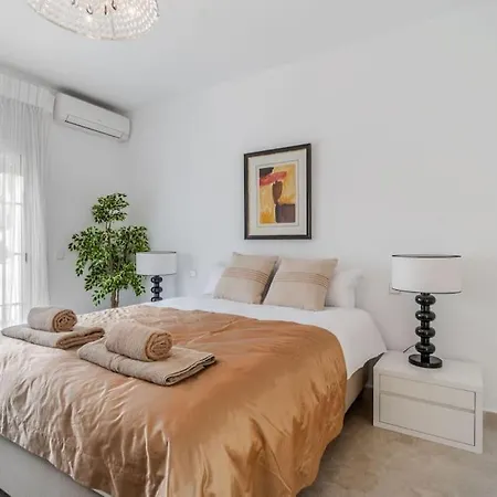 Cozy In Marbella-estepona * Эстепона