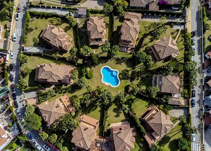 Villa Cozy In Marbella-estepona *